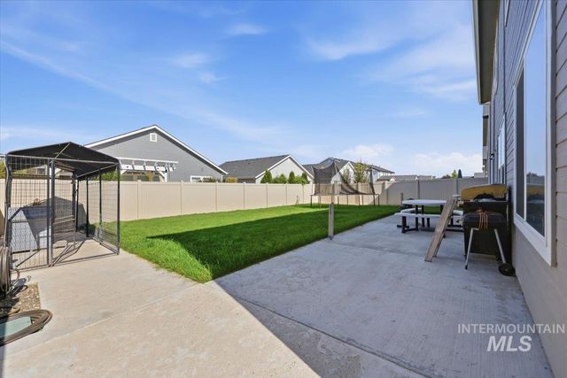 7664 E Lafayette St, Nampa, ID 83687