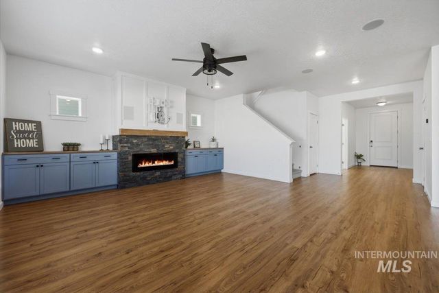 7664 E Lafayette St, Nampa, ID 83687