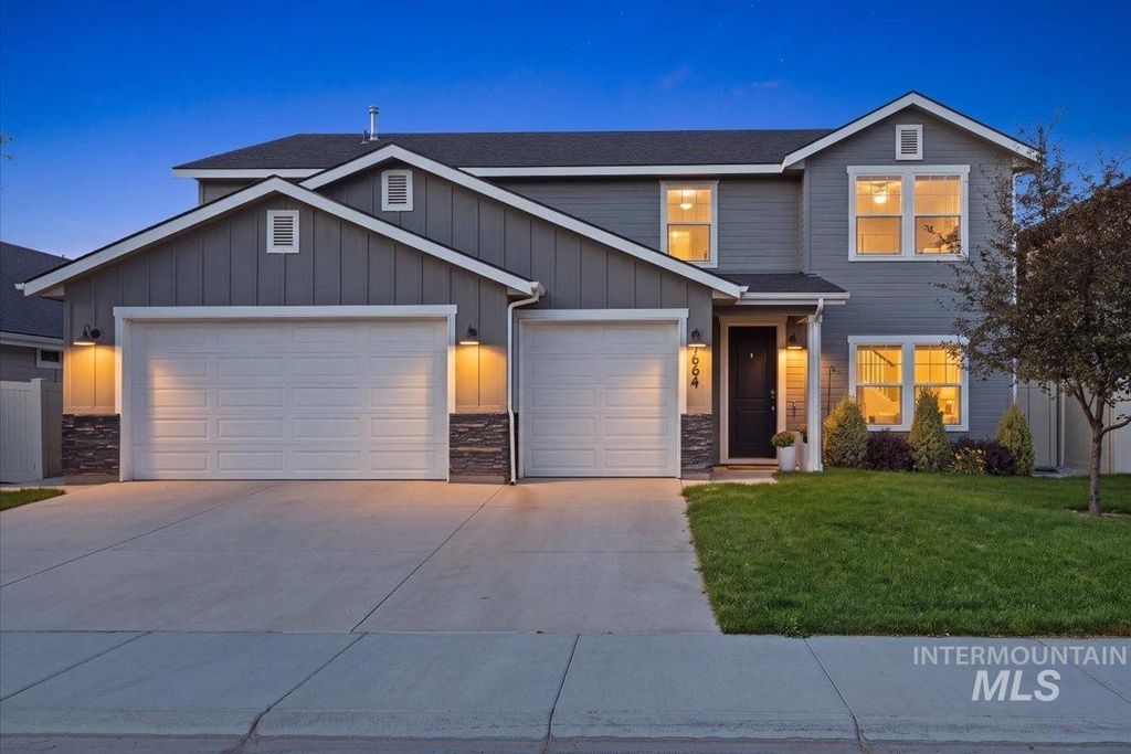 7664 E Lafayette St, Nampa, ID 83687