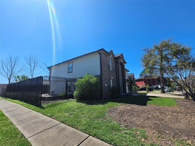 1803 Spring Green Court, Missouri City, TX 77489