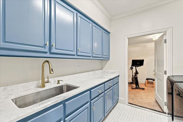 17102 Vista Tree Circle, Dallas, TX 75248