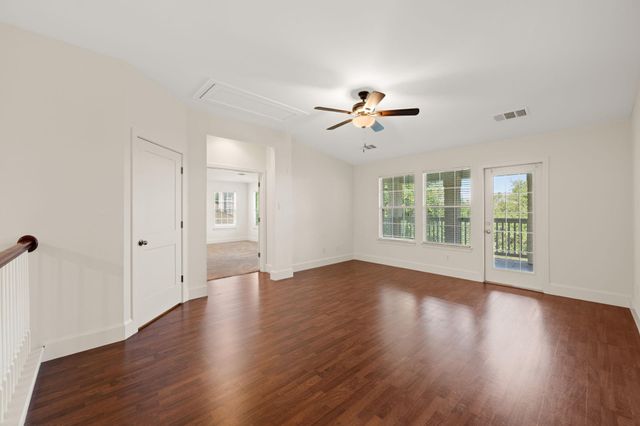 11000 Quarry Oaks TRL, Austin, TX 78717