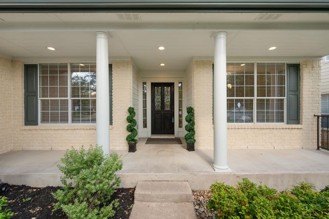11000 Quarry Oaks TRL, Austin, TX 78717