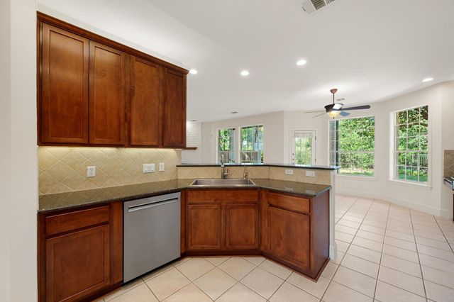 11000 Quarry Oaks TRL, Austin, TX 78717