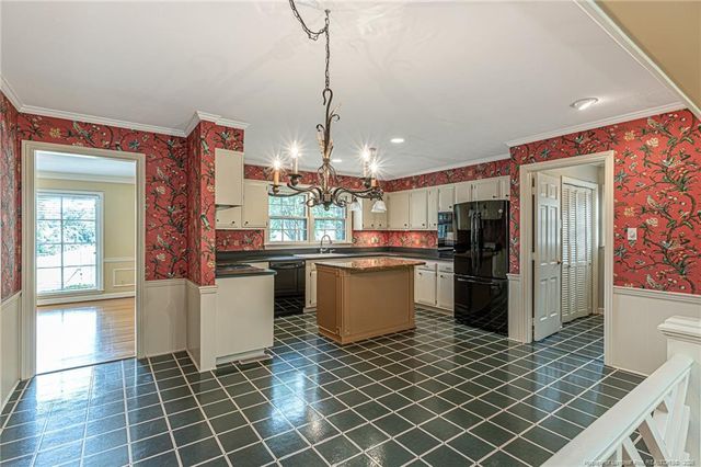 106 Northview Drive, Fayetteville, NC 28303