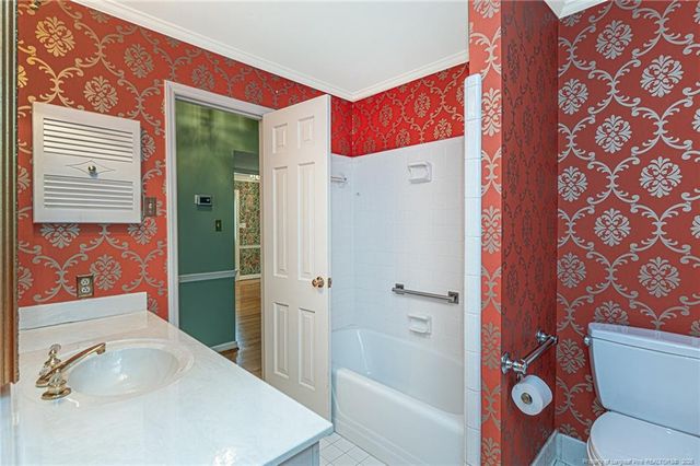 106 Northview Drive, Fayetteville, NC 28303