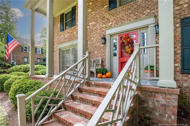 106 Northview Drive, Fayetteville, NC 28303