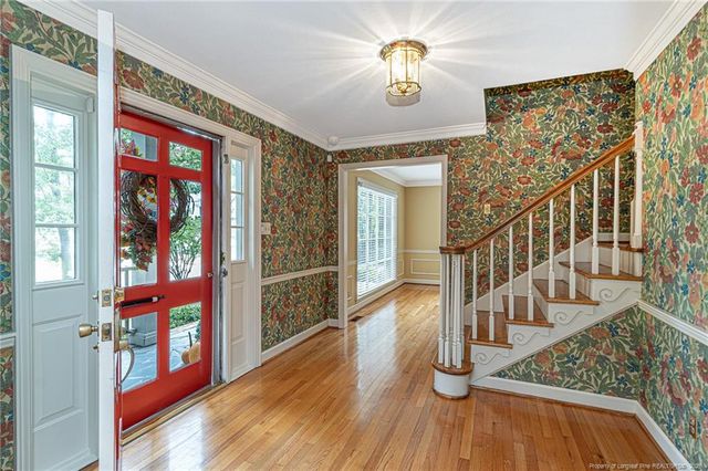 106 Northview Drive, Fayetteville, NC 28303