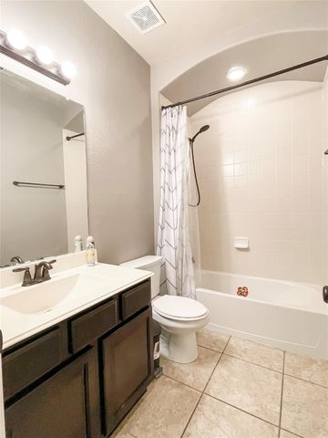 6121 Norwood Mills Court, League City, TX 77573