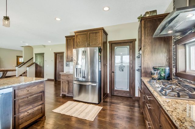 6699 313th Avenue NE, North Branch, MN 55056