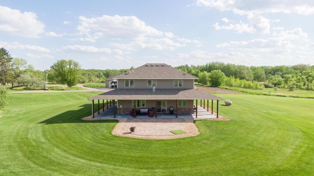 6699 313th Avenue NE, North Branch, MN 55056