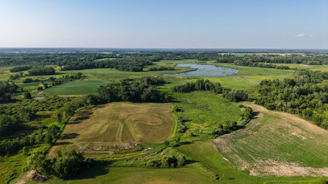6699 313th Avenue NE, North Branch, MN 55056