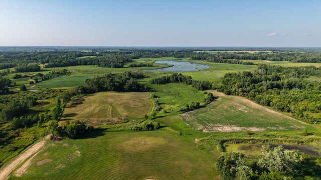 6699 313th Avenue NE, North Branch, MN 55056