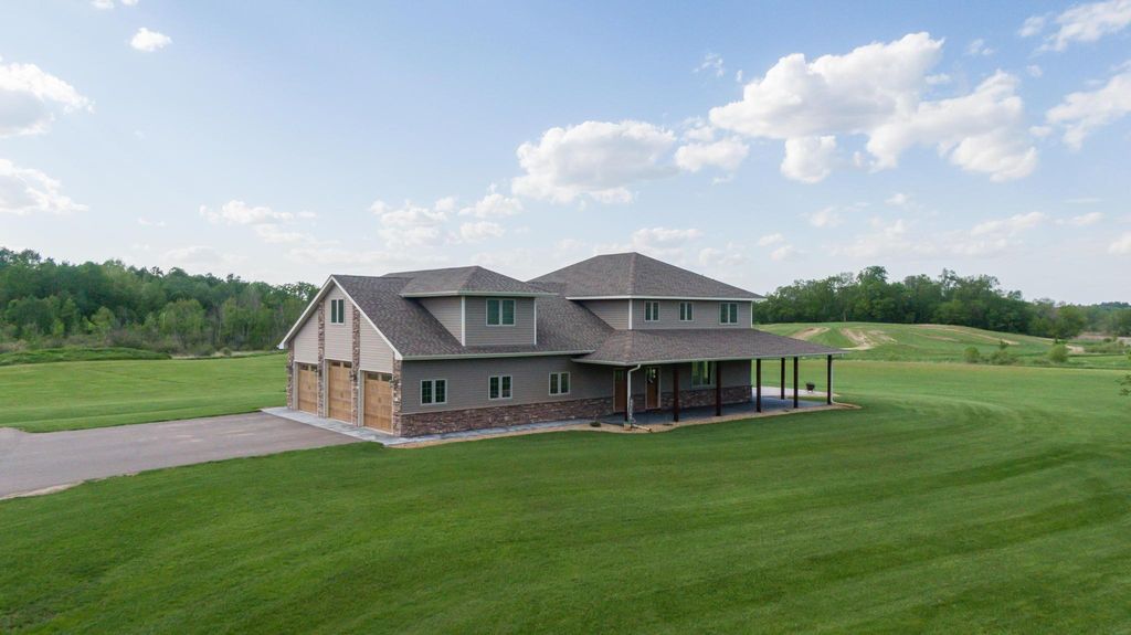 6699 313th Avenue NE, North Branch, MN 55056 — exterior
