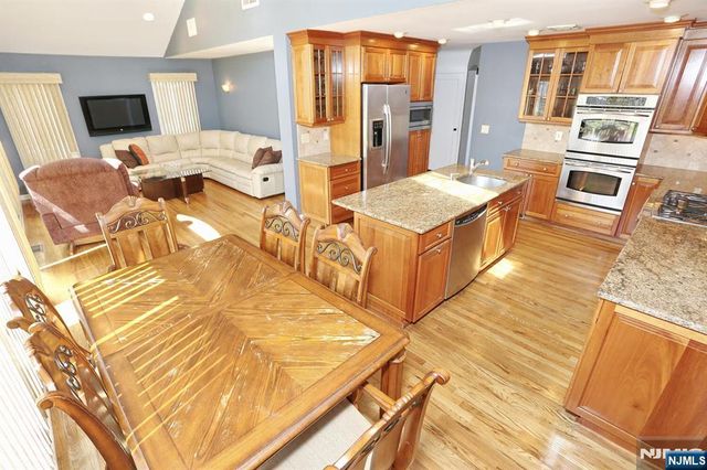112 Lake Street, Bergenfield, NJ 07621