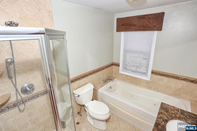 112 Lake Street, Bergenfield, NJ 07621