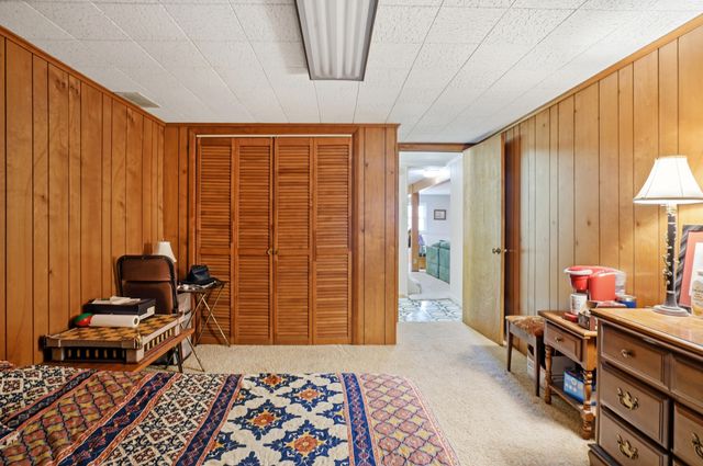 2214 BLUFF BLVD, Columbia, MO 65201