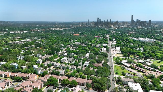 2801 Dulce LN 722, Austin, TX 78704