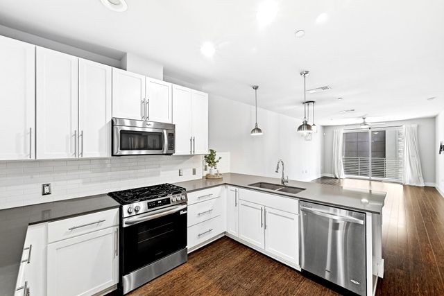 2801 Dulce LN 722, Austin, TX 78704