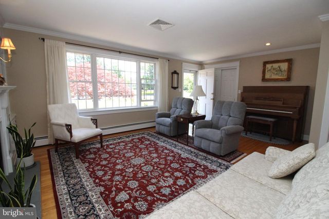 487 SCHOOLHOUSE RD, Harleysville, PA 19438