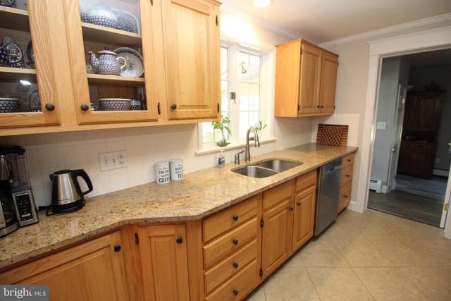 487 SCHOOLHOUSE RD, Harleysville, PA 19438