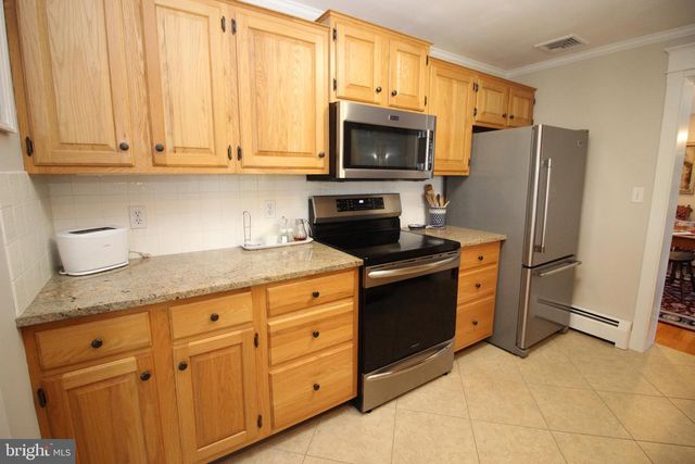 487 SCHOOLHOUSE RD, Harleysville, PA 19438
