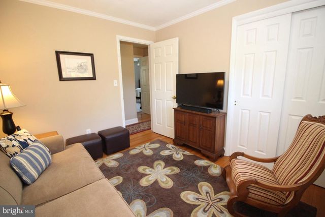 487 SCHOOLHOUSE RD, Harleysville, PA 19438