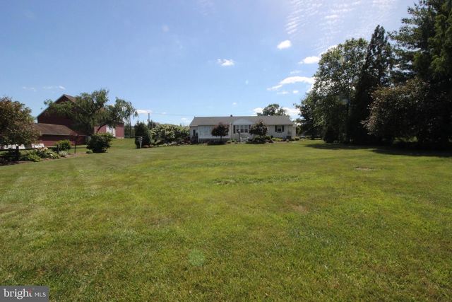 487 SCHOOLHOUSE RD, Harleysville, PA 19438