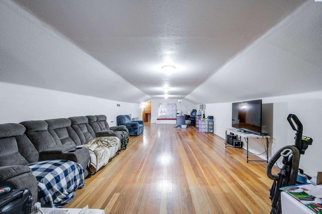 305 S Whitman Ave, La Crosse, WA 99143