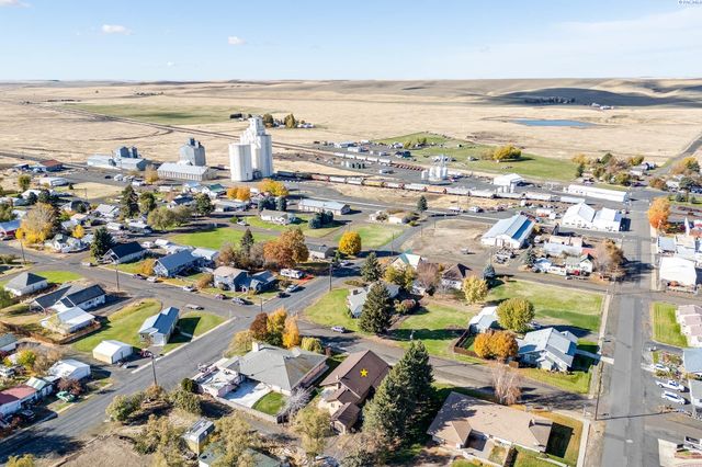 305 S Whitman Ave, La Crosse, WA 99143