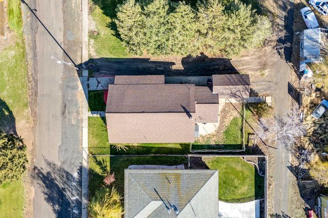 305 S Whitman Ave, La Crosse, WA 99143