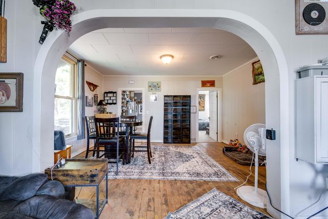 305 S Whitman Ave, La Crosse, WA 99143