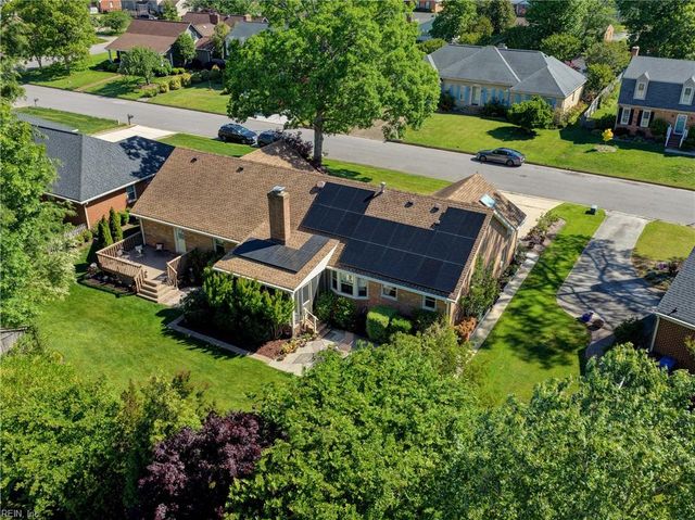 3232 Shadyside LN, Chesapeake, VA 23321