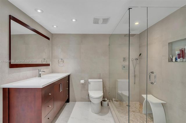 2301 Collins Ave 810, Miami Beach, FL 33139