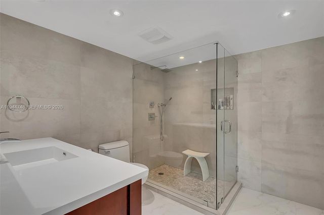 2301 Collins Ave 810, Miami Beach, FL 33139