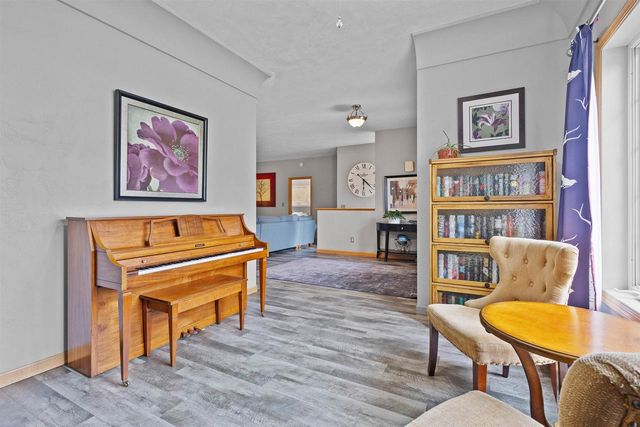 214 BROOKWOOD DRIVE, Hortonville, WI 54944