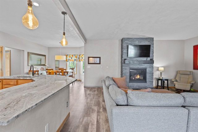 214 BROOKWOOD DRIVE, Hortonville, WI 54944