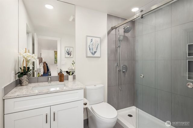 6910 150th Avenue NE, Redmond, WA 98052