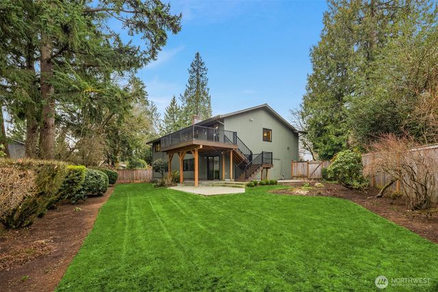 6910 150th Avenue NE, Redmond, WA 98052