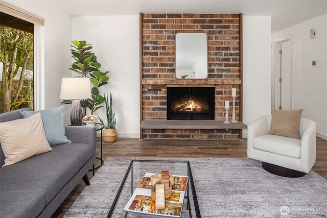 6910 150th Avenue NE, Redmond, WA 98052