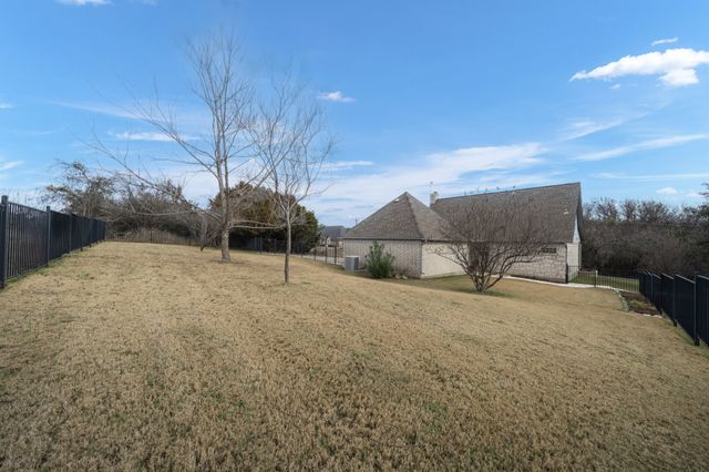 15084 Golf Drive, Whitney, TX 76692