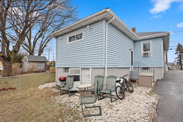 173 Rhoda St, Quincy, MA 02169
