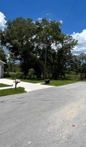 1900 VIRGINIA AVENUE, Tarpon Springs, FL 34689