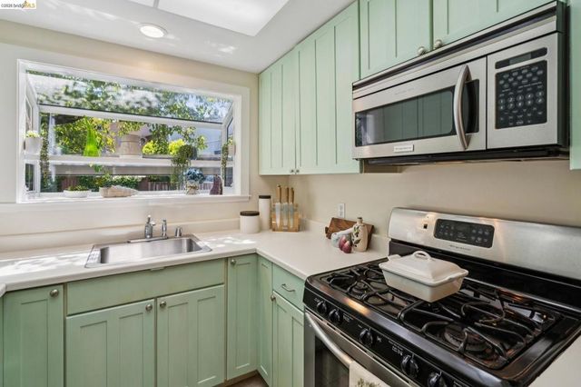 3011 Mayhew Ct 1, Walnut Creek, CA 94597