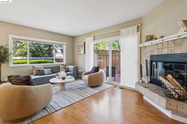 3011 Mayhew Ct 1, Walnut Creek, CA 94597