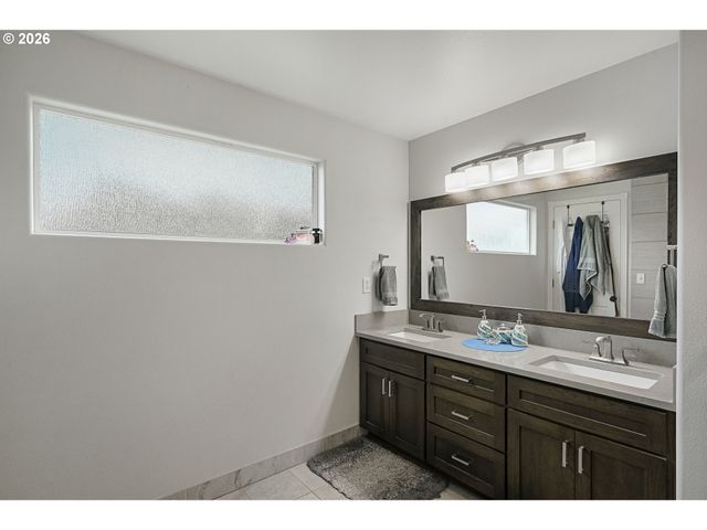 16306 Ne 91ST St, Vancouver, WA 98682