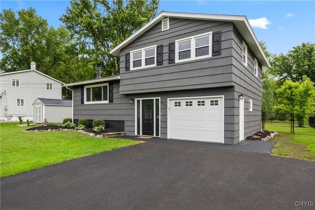 8478 Grandview Drive, Cicero, NY 13039