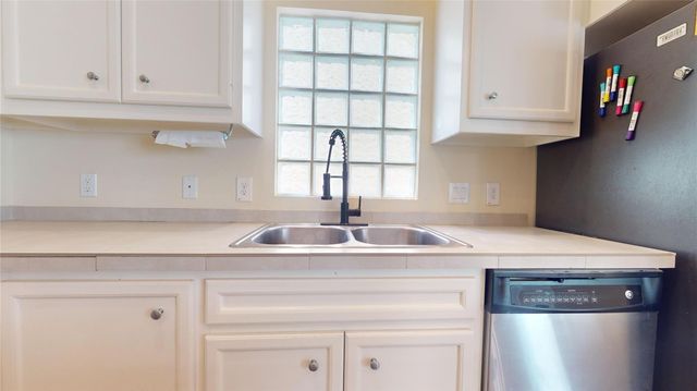 8749 Bryam, Houston, TX 77061