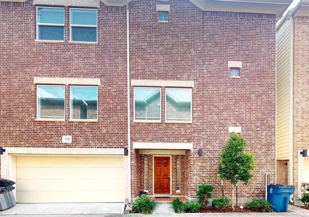 8749 Bryam, Houston, TX 77061