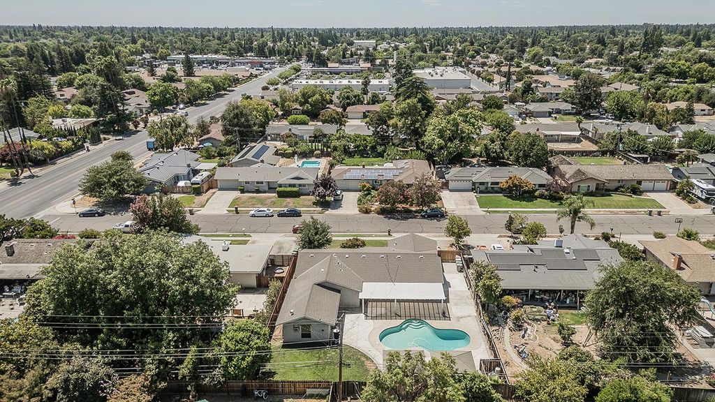 Image 56 of property listing at 6038 N Roosevelt Avenue, Fresno, CA 93704